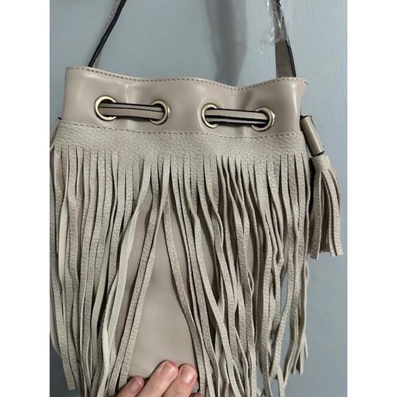 Taupe Fringe Bucket Bag Faux Leather Crossbody Purse Adjustable Strap NWT - Picture 3 of 6
